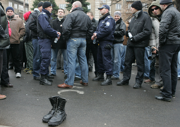 Минерална вода - полицаи протест Минерална вода - полицаи протест