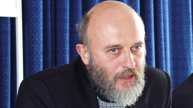 едвин сугарев едвин сугарев
