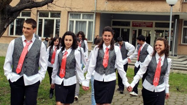 Униформи Униформи