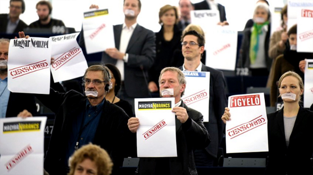 Унгария протест срещу медиен закон Унгария протест срещу медиен закон