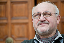 Гражданинът Петров 221 нестандартна