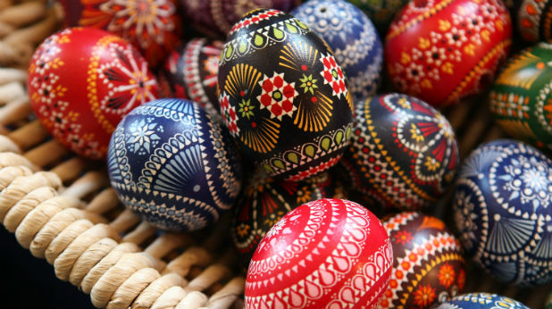 easter eggs easter eggs