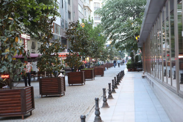 главната главната