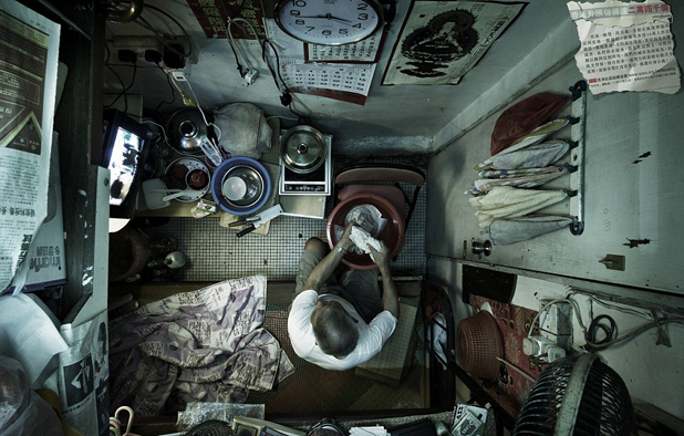 claustrophobic claustrophobic