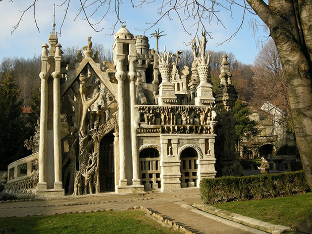 strange buildings strange buildings