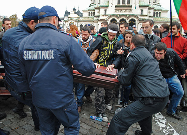 протест, 12 ноември, сблъсъци 12 ноември протест, 12 ноември, сблъсъци 12 ноември