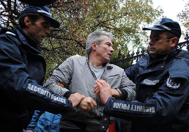 протест, 12 ноември, сблъсъци 12 ноември протест, 12 ноември, сблъсъци 12 ноември