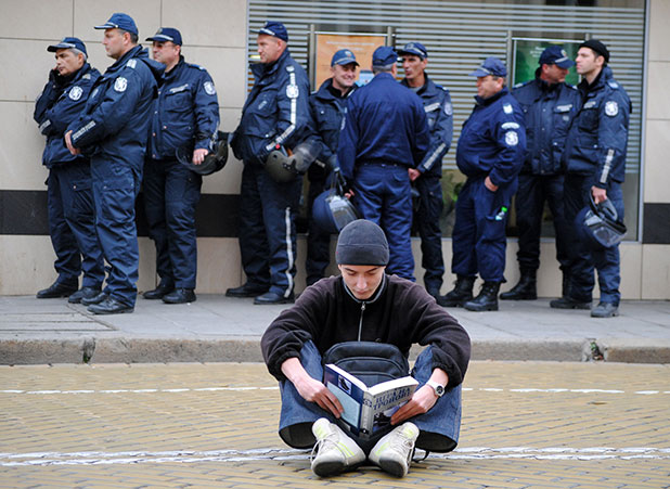 протест, 12 ноември, сблъсъци 12 ноември протест, 12 ноември, сблъсъци 12 ноември