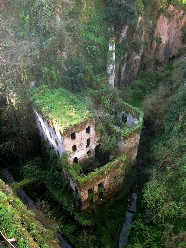abandoned places abandoned places