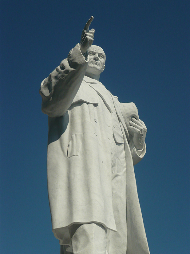 паметници в скопие паметници в скопие