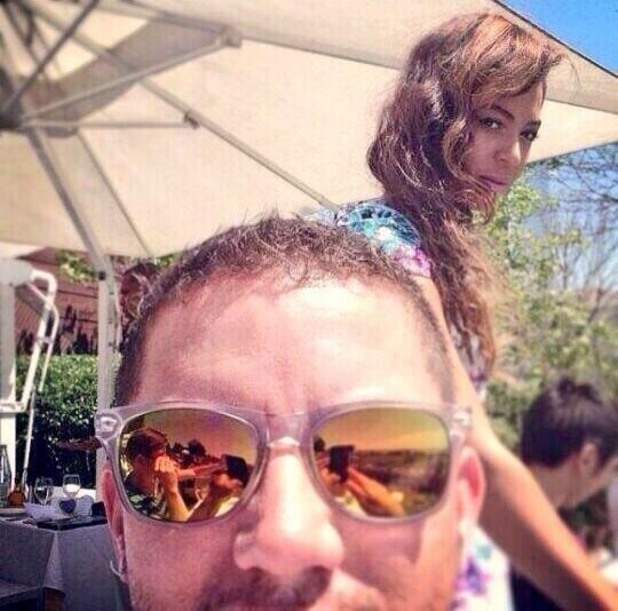 photobomb photobomb
