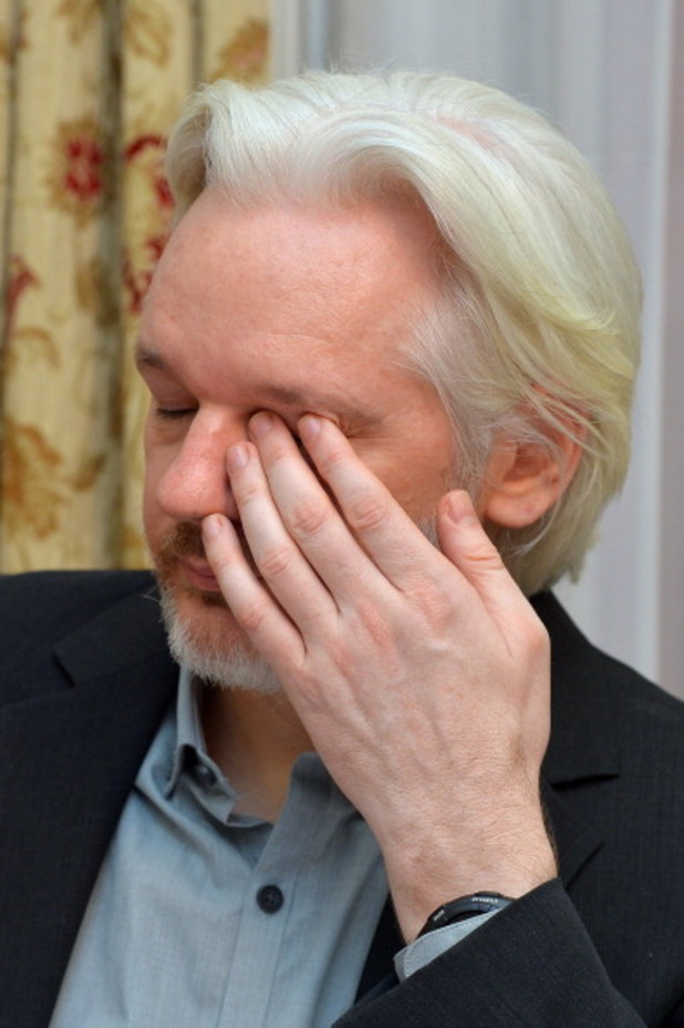 джулиан асанж джулиан асанж