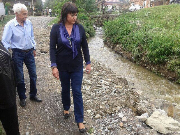 нинова нинова