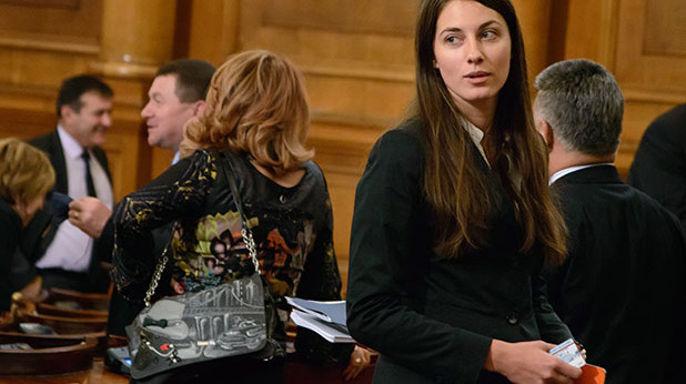 деница гаджева деница гаджева
