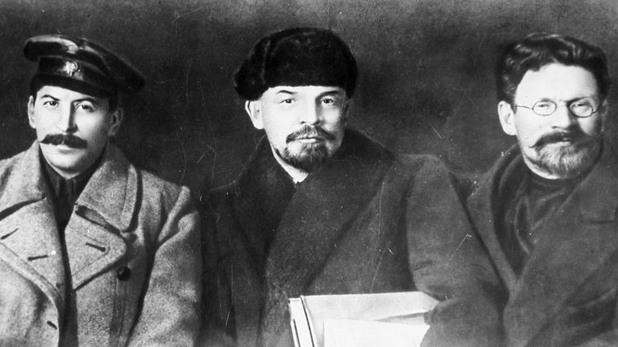 Заличени хора от исторически снимки Заличени хора от исторически снимки