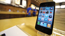 iPhone 221