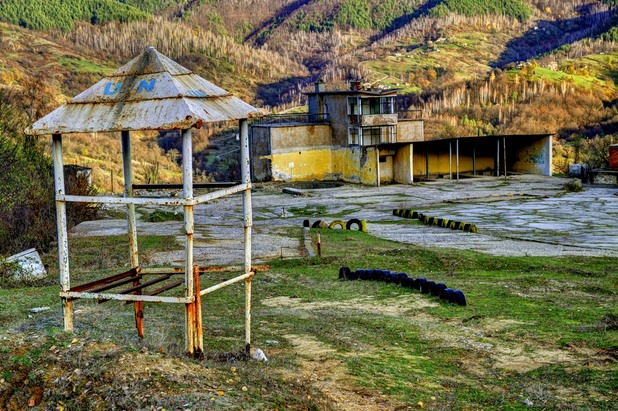 Западнали сгради в България Западнали сгради в България