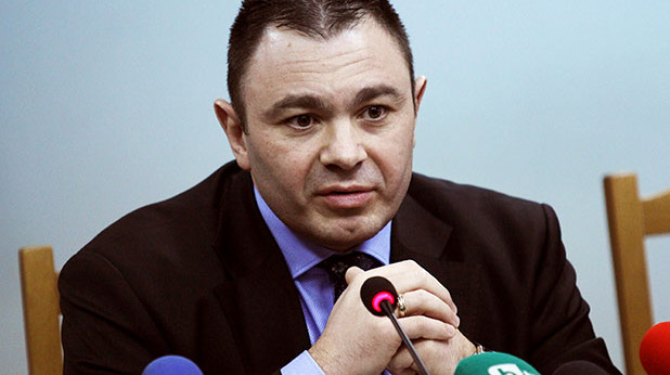 Светлозар Лазаров Светлозар Лазаров