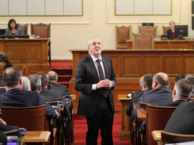 Лютви Местан Лютви Местан