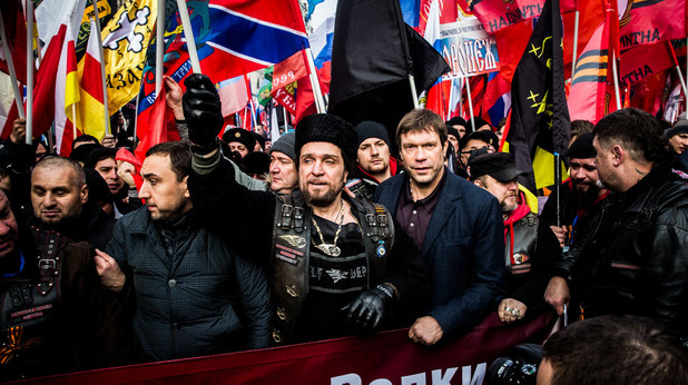Над 20 000 души са се събрали в центъра на руската столица по повод първата годишнина от свалянето на украинския президент Виктор Янукович на шествие наречено "Антиймайдан" Над 20 000 души са се събрали в центъра на руската столица по повод първата годишнина от свалянето на украинския президент Виктор Янукович на шествие наречено "Антиймайдан"