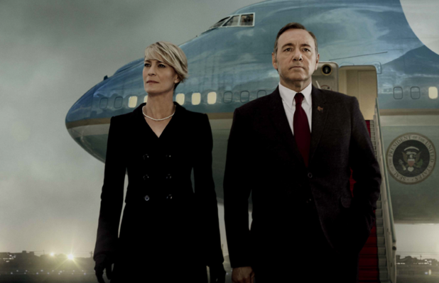 Netflix пуска целия трети сезон на House of Cards на 27 февруари Netflix пуска целия трети сезон на House of Cards на 27 февруари