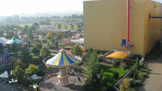 Wunderland парк в ядрен реактор в Дюселдорф Wunderland парк в ядрен реактор в Дюселдорф