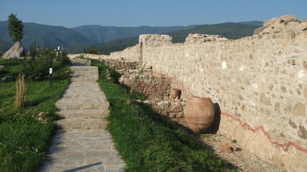 Крепостта Перистера, Пещера Крепостта Перистера, Пещера