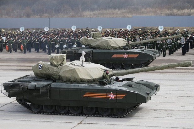 Новият руски танк Т-14 с премиера в Москва Новият руски танк Т-14 с премиера в Москва
