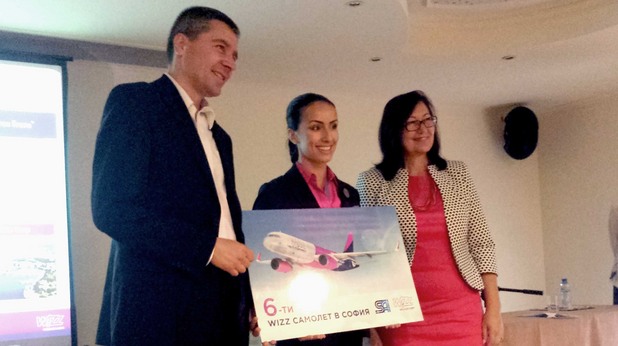 Wizz air представят новите пет дестинации и шестия самолет в София Wizz air представят новите пет дестинации и шестия самолет в София