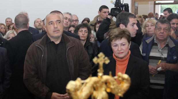 Бойко Борисов и Кристалина Георгиева на откриването на храм във Владая Бойко Борисов и Кристалина Георгиева на откриването на храм във Владая