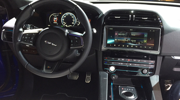 jaguar f-pace jaguar f-pace