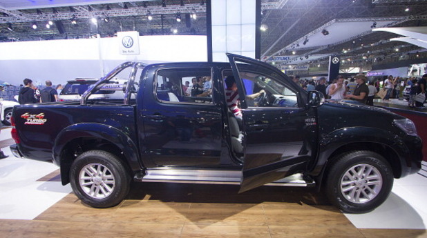 toyota hilux toyota hilux