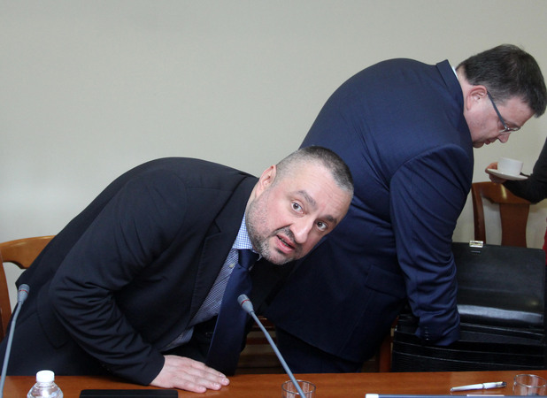 ясен тодоров и сотир цацаров преди заседанието на всс ясен тодоров и сотир цацаров преди заседанието на всс