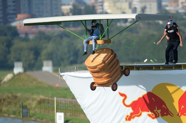 Red Bull Flugtag, ред бул, летящи глупости Red Bull Flugtag, ред бул, летящи глупости