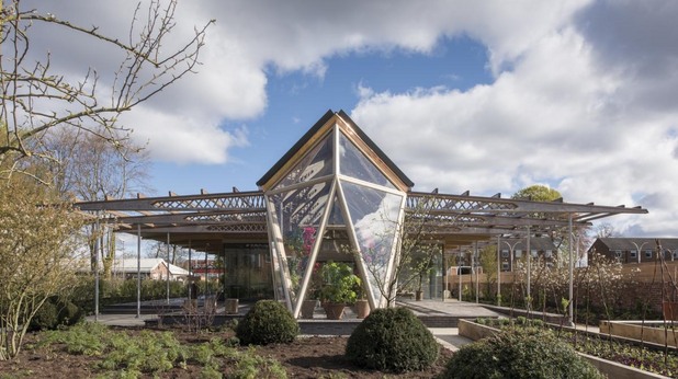 maggies_at_the_robert_parfett_building_by_foster_partners maggies_at_the_robert_parfett_building_by_foster_partners