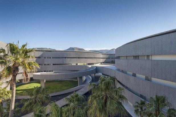 faculty_of_fince_arts_university_of_la_laguna_by_gpy_arquitectos faculty_of_fince_arts_university_of_la_laguna_by_gpy_arquitectos
