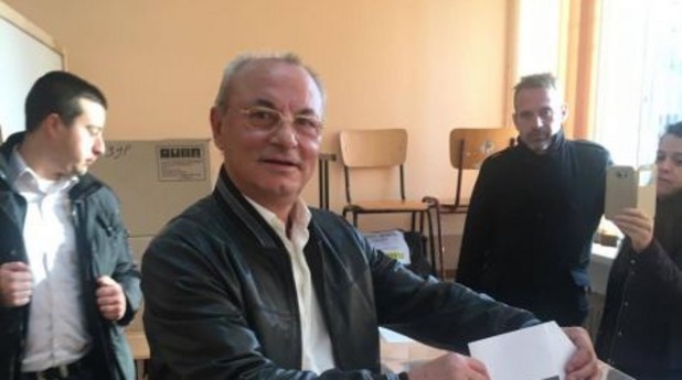 Ахмед Доган Ахмед Доган