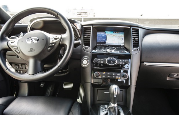 Infiniti QX70S Infiniti QX70S
