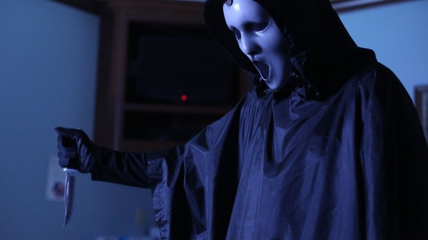 Убиецът Ghostface в телевизионния Писък Убиецът Ghostface в телевизионния Писък