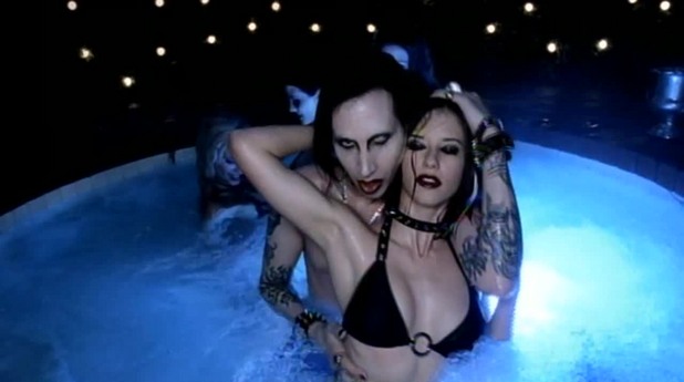Marilyn Manson - Tainted Love Marilyn Manson - Tainted Love