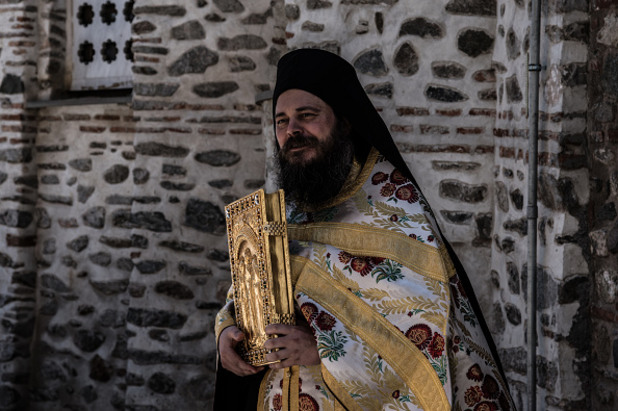 православен свещеник православен свещеник