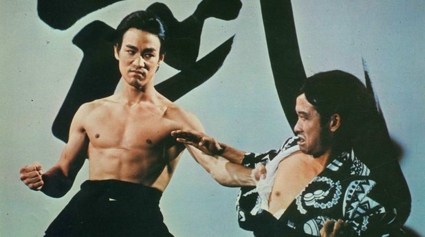 Брус Лий във Fist of Fury Брус Лий във Fist of Fury