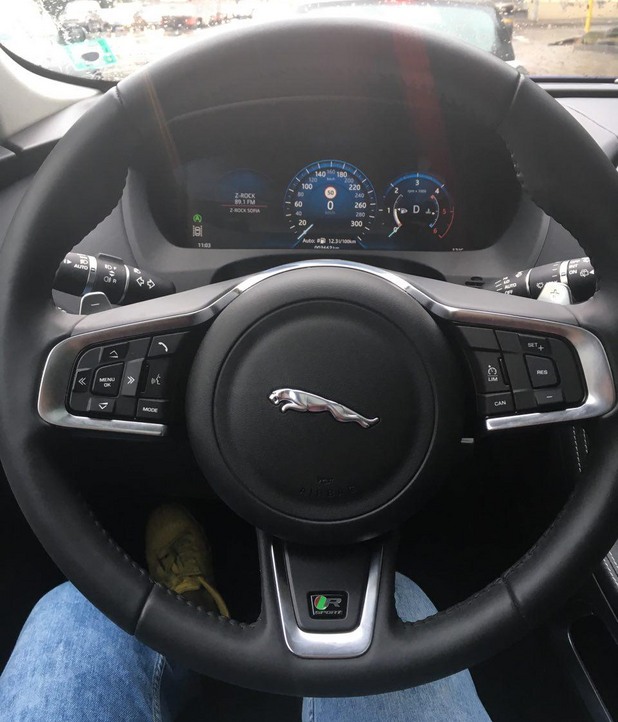 Jaguar F-PACE Jaguar F-PACE