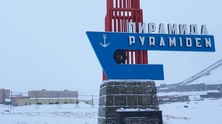 pyramiden838383