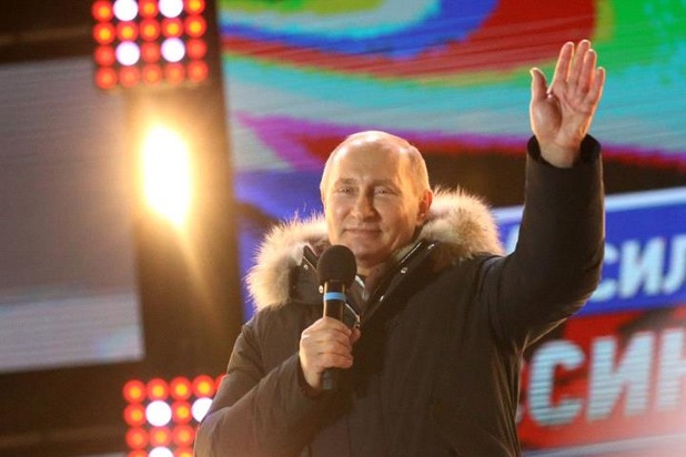 Путин празнува изборната победа Путин празнува изборната победа
