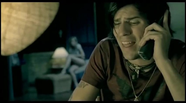 Hinder - Lips Of An Angel Hinder - Lips Of An Angel