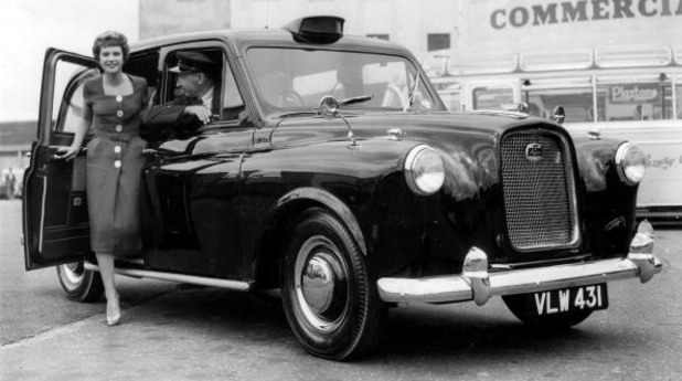 Черното такси Austin FX4 Черното такси Austin FX4