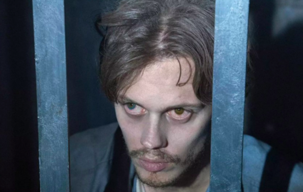 Бил Скарсгард в Castle Rock Бил Скарсгард в Castle Rock