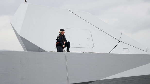 жена в шведската армия жена в шведската армия