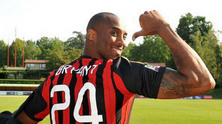 kobe-bryant-football4